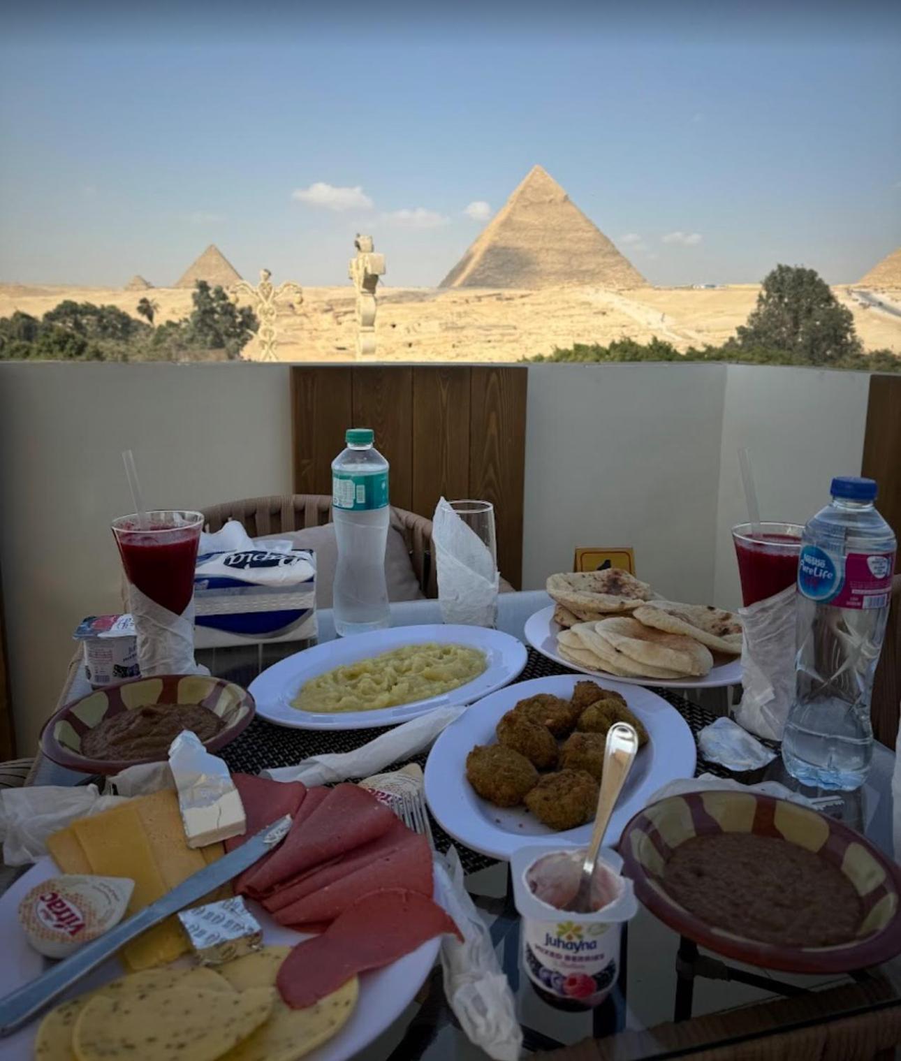 Pyramids On The Spot View Hotel Kafrat al Jabal Exterior photo
