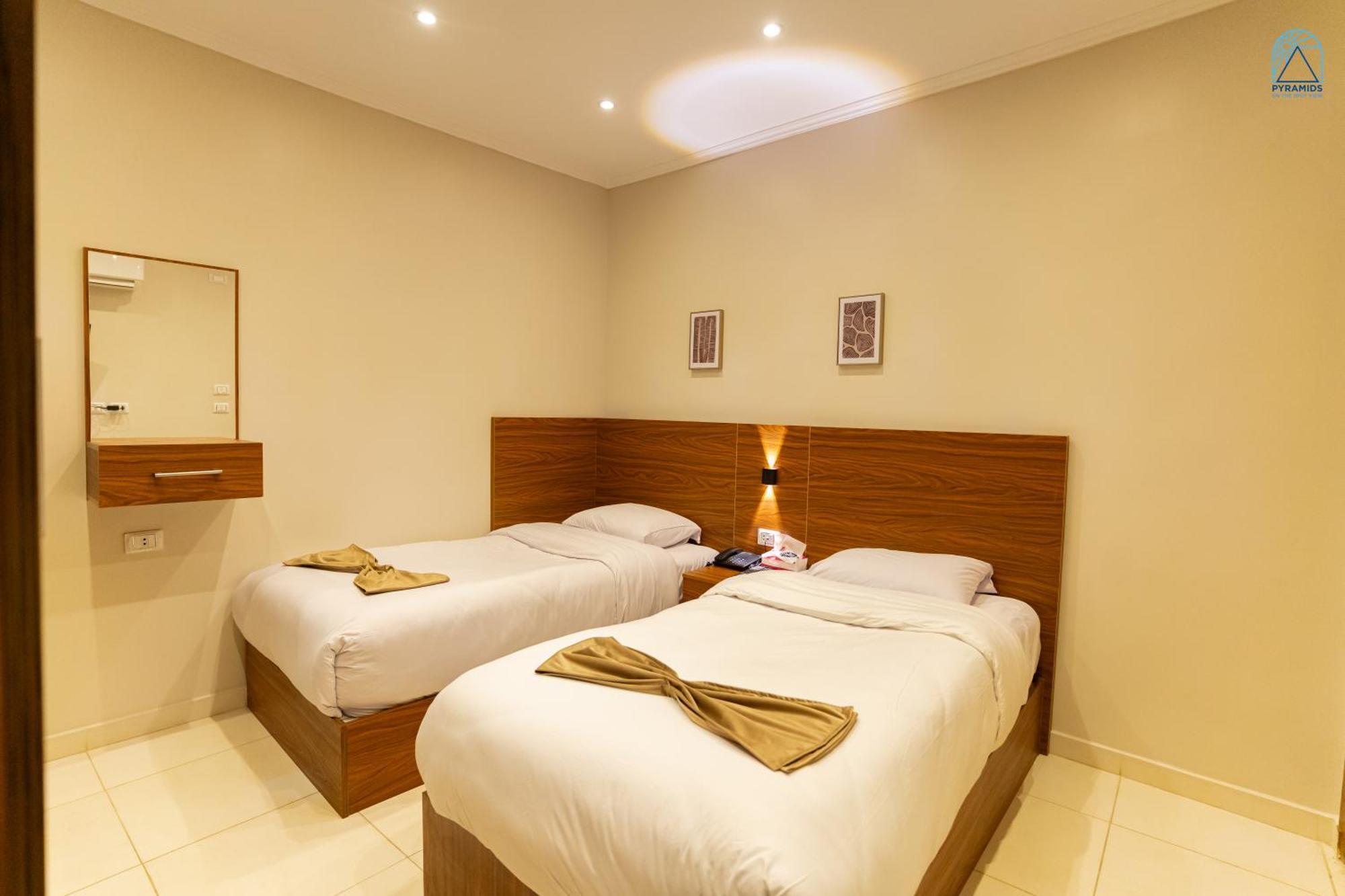 Pyramids On The Spot View Hotel Kafrat al Jabal Exterior photo