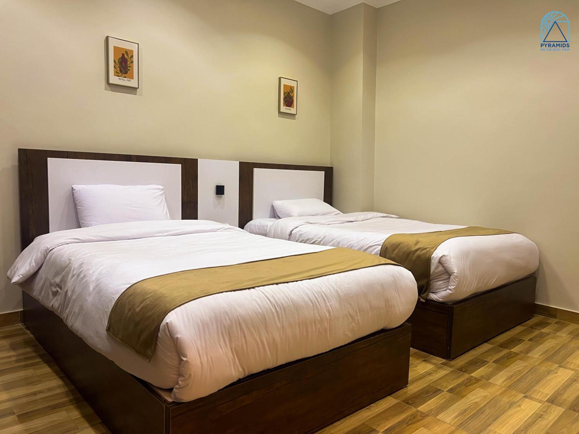 Pyramids On The Spot View Hotel Kafrat al Jabal Exterior photo